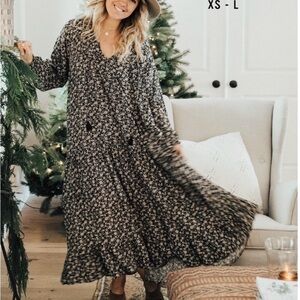 Cathy Jean Black Ditsy Floral Maxi Dress